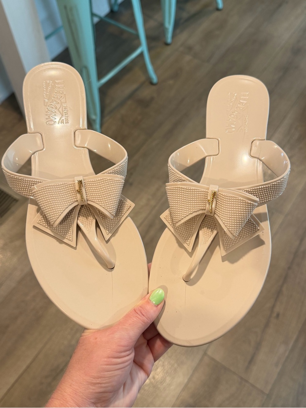 Salvatore Ferragamo Designer Jelly Bow Beach Sandals Nude Resort Wear Size 10